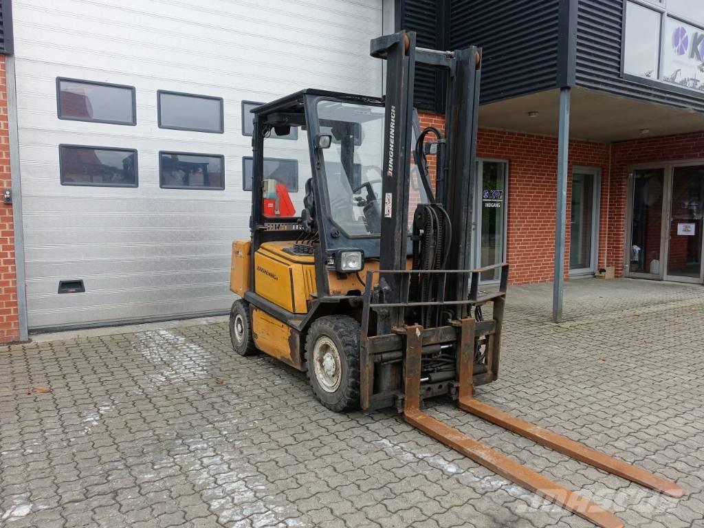 Jungheinrich DFG 25 Dieselstapler