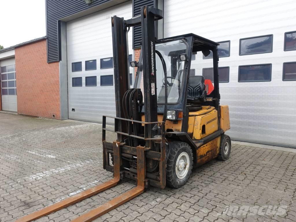 Jungheinrich DFG 25 Dieselstapler