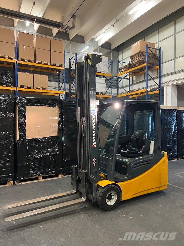 Jungheinrich EFG220k Elektrostapler