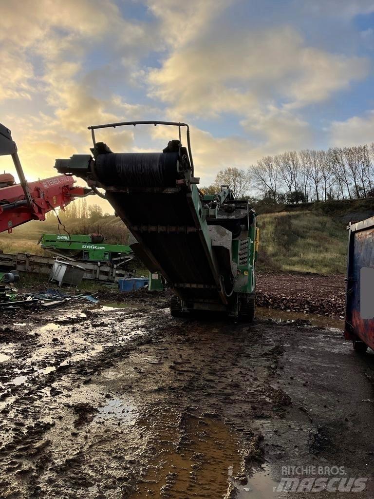 McCloskey J40V2 Mobile Brecher