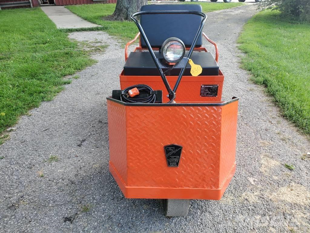Taylor-Dunn SS536 Schlepper