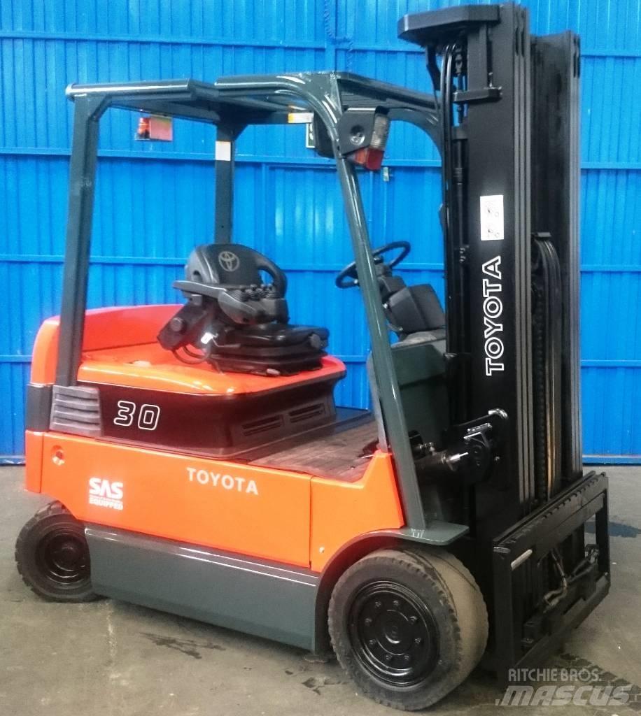 Toyota 7 FBMF 30 Elektrostapler