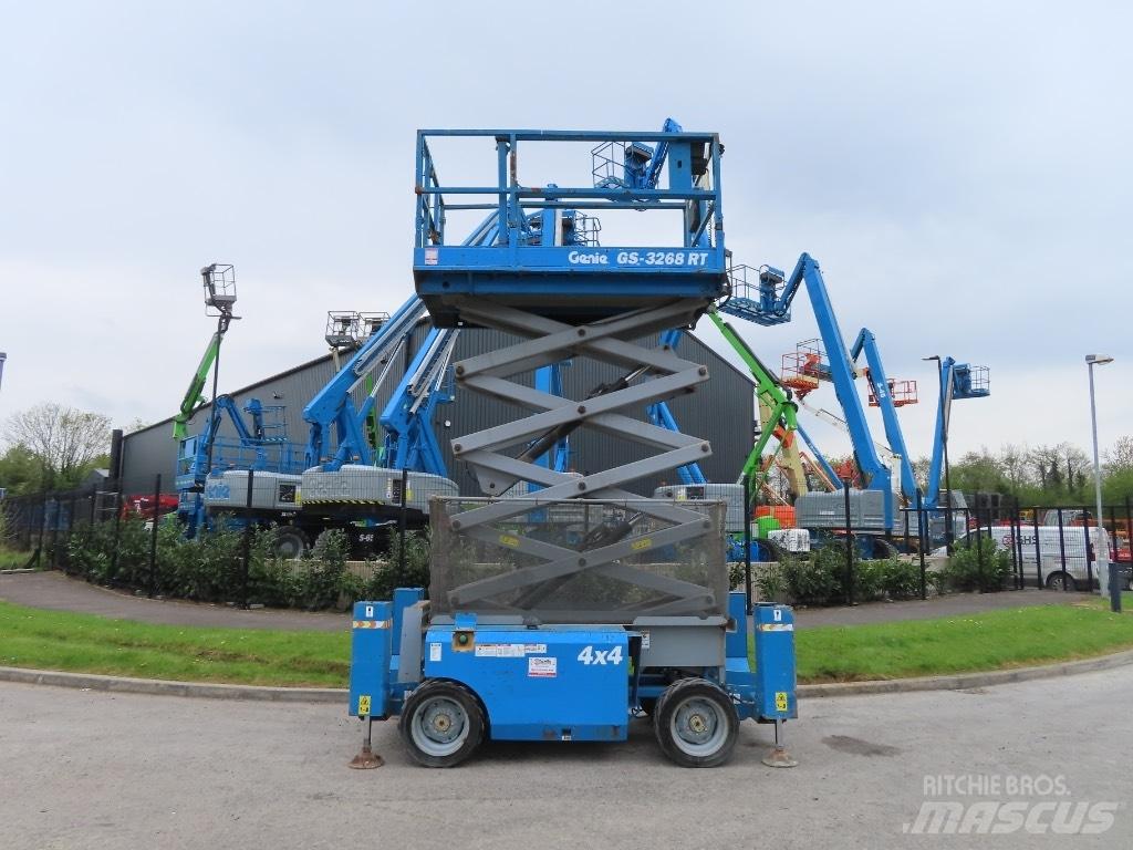 Genie GS 3268 RT Scheren-Arbeitsbühnen