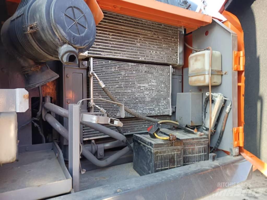 Hitachi ZX160 Raupenbagger