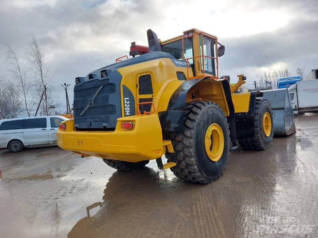 Volvo L 220 H Radlader
