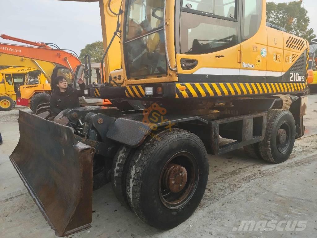 Hyundai 210W-9 Mobilbagger