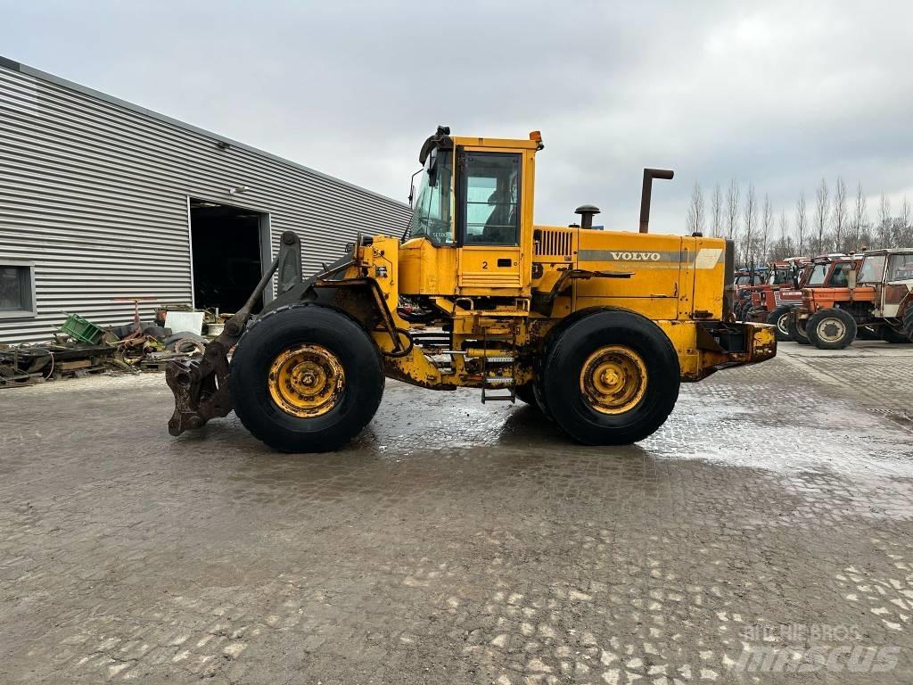Volvo L120C Radlader