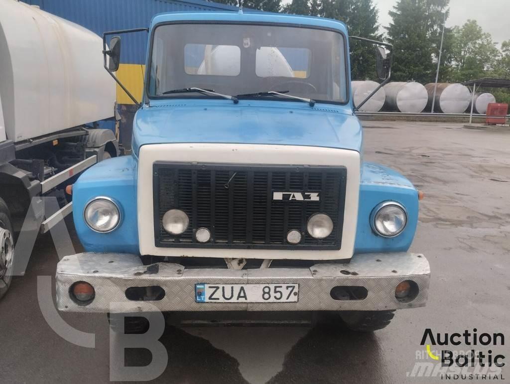 Gaz 3307 Staubsauger