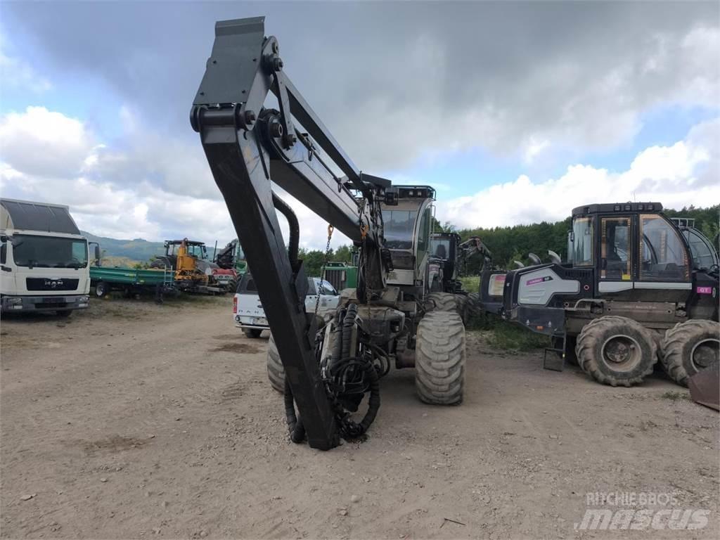 Logset 6HP Harvester