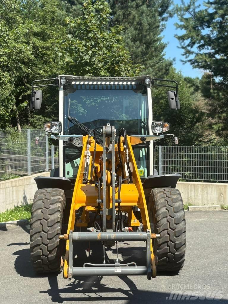 Liebherr L 506 Radlader