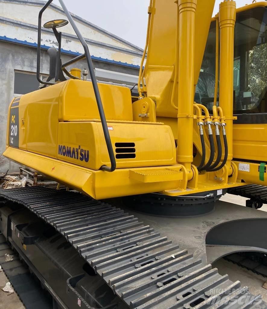 Komatsu PC210LC-8M0 Raupenbagger