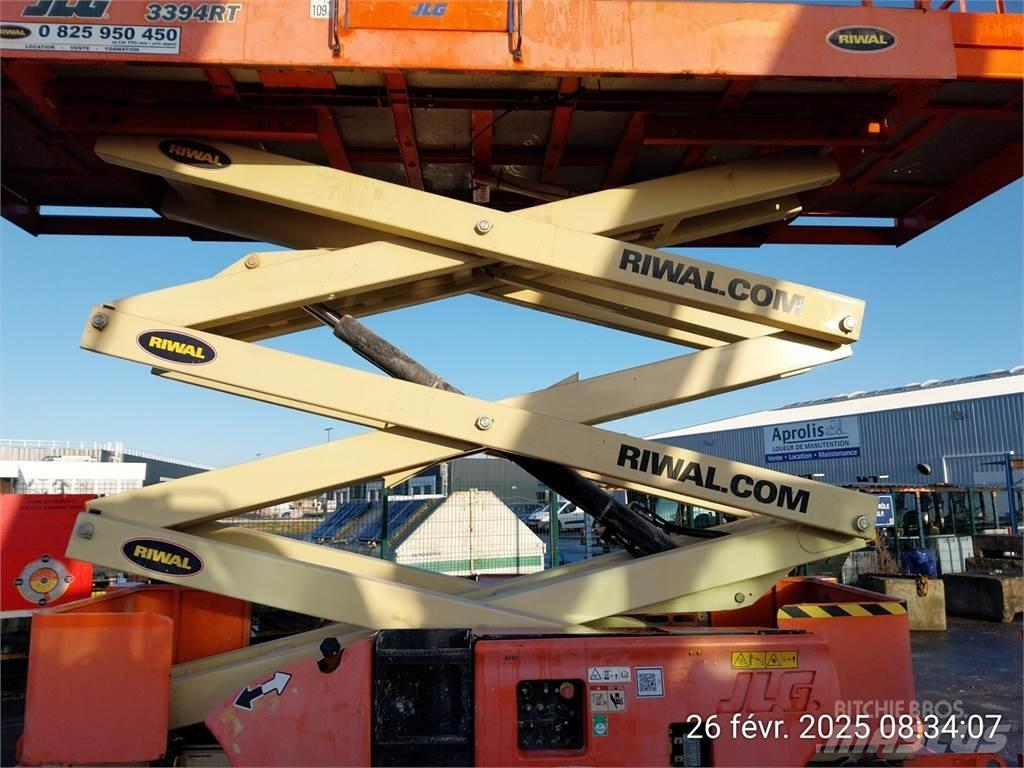 JLG 3394RT Scheren-Arbeitsbühnen