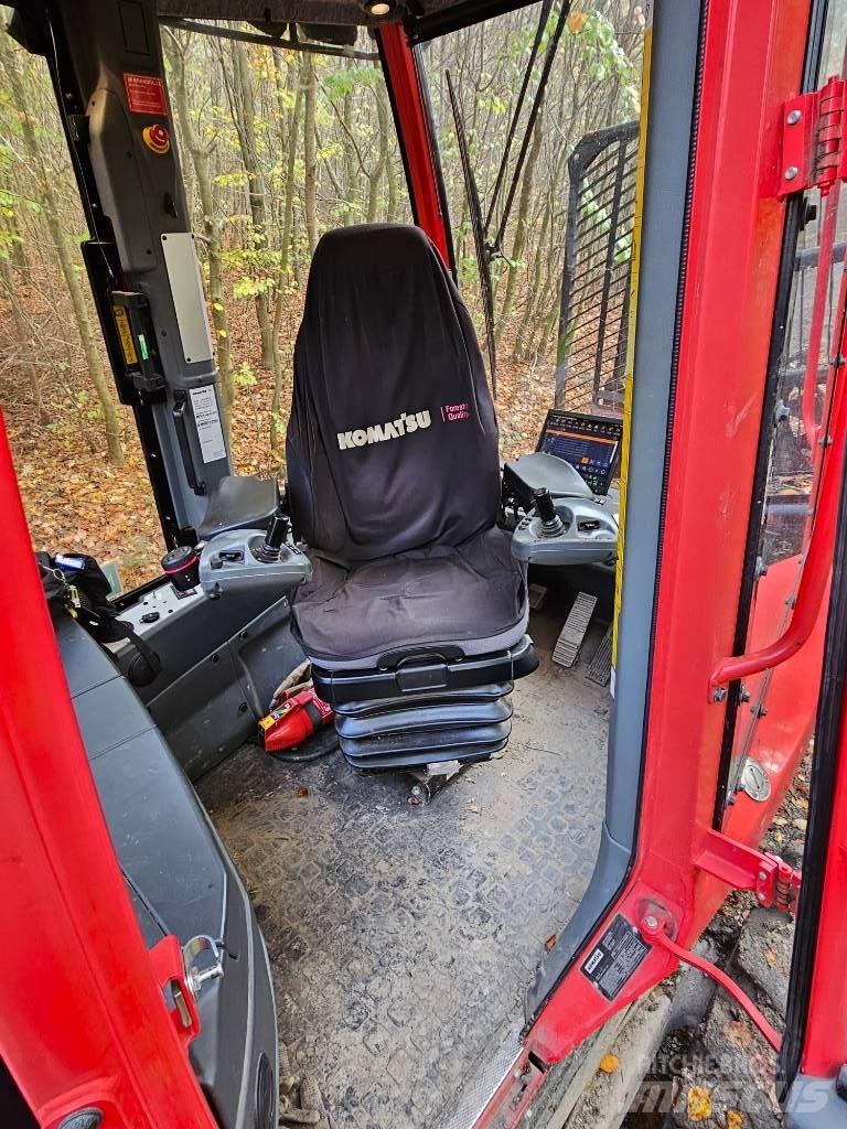 Komatsu 875 Forwarder