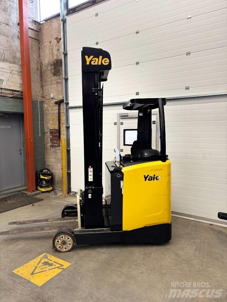 Yale MR 14 Schubmaststapler