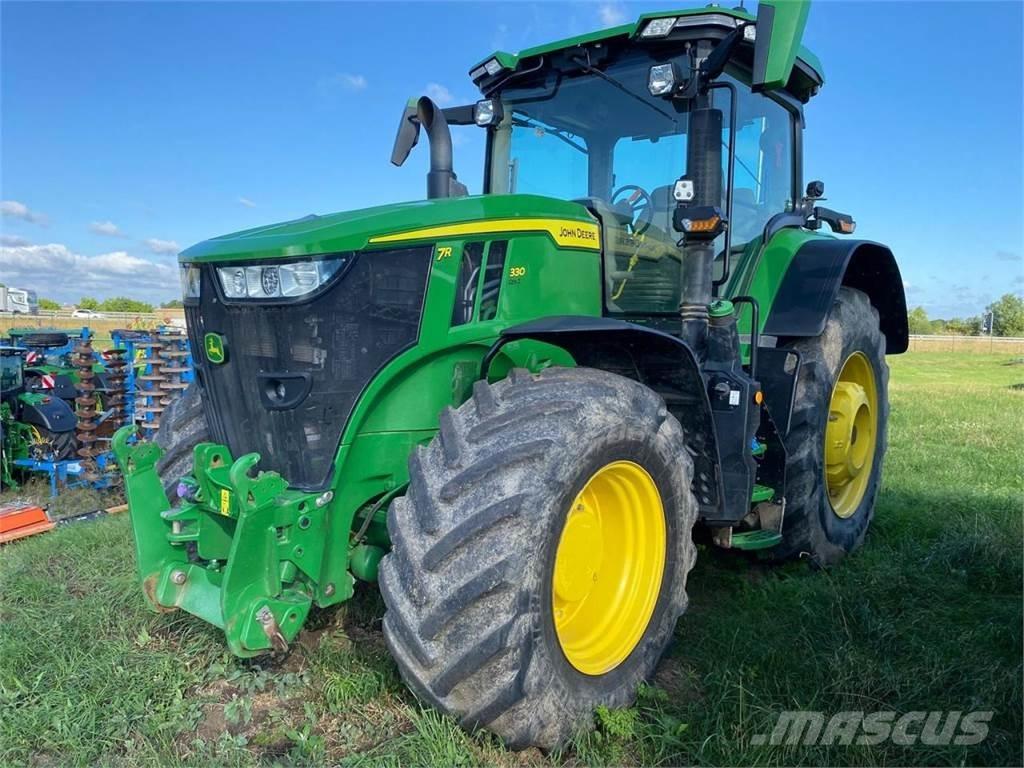 John Deere 7R 330 Traktoren