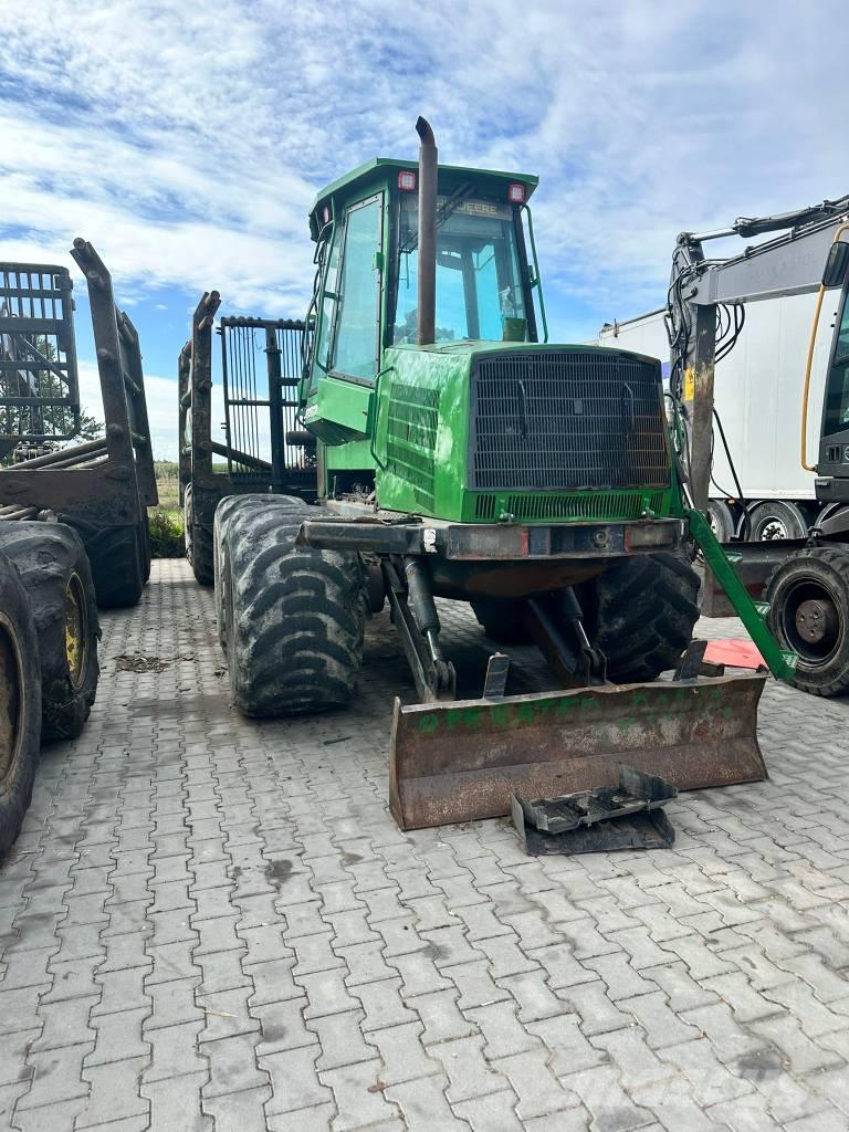 John Deere 1410D Forwarder
