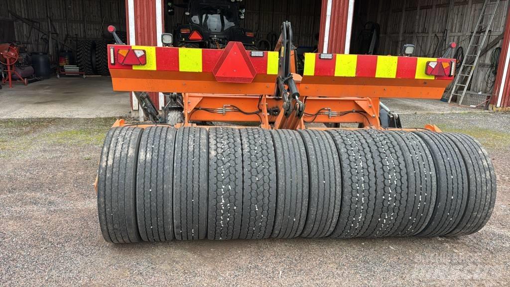 FMG TLN 570 TULOSSA Grader