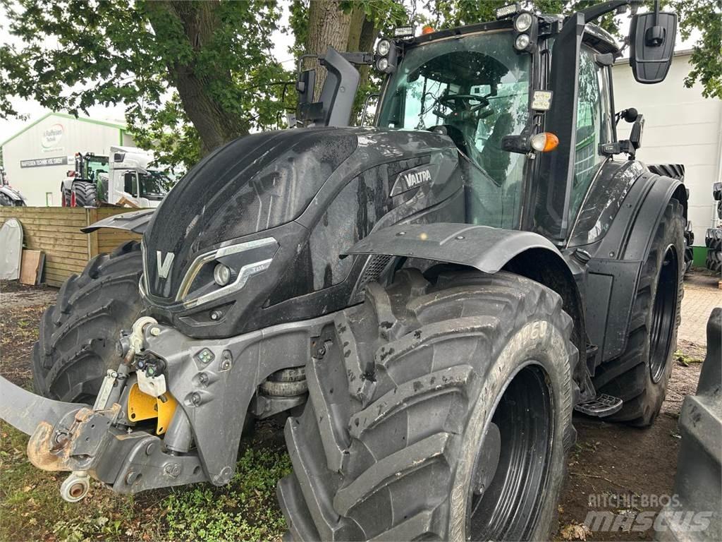 Valtra T 235 D Traktoren
