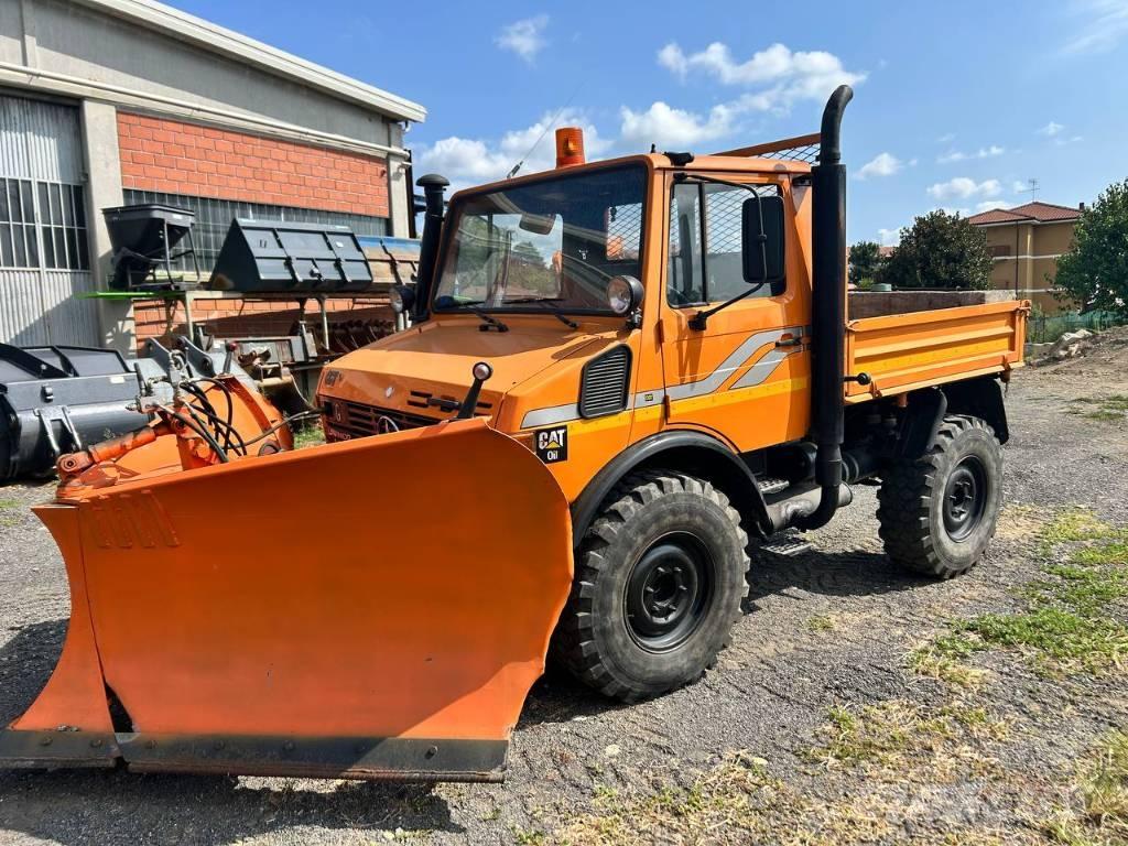 Mercedes-Benz unimog Kofferaufbau