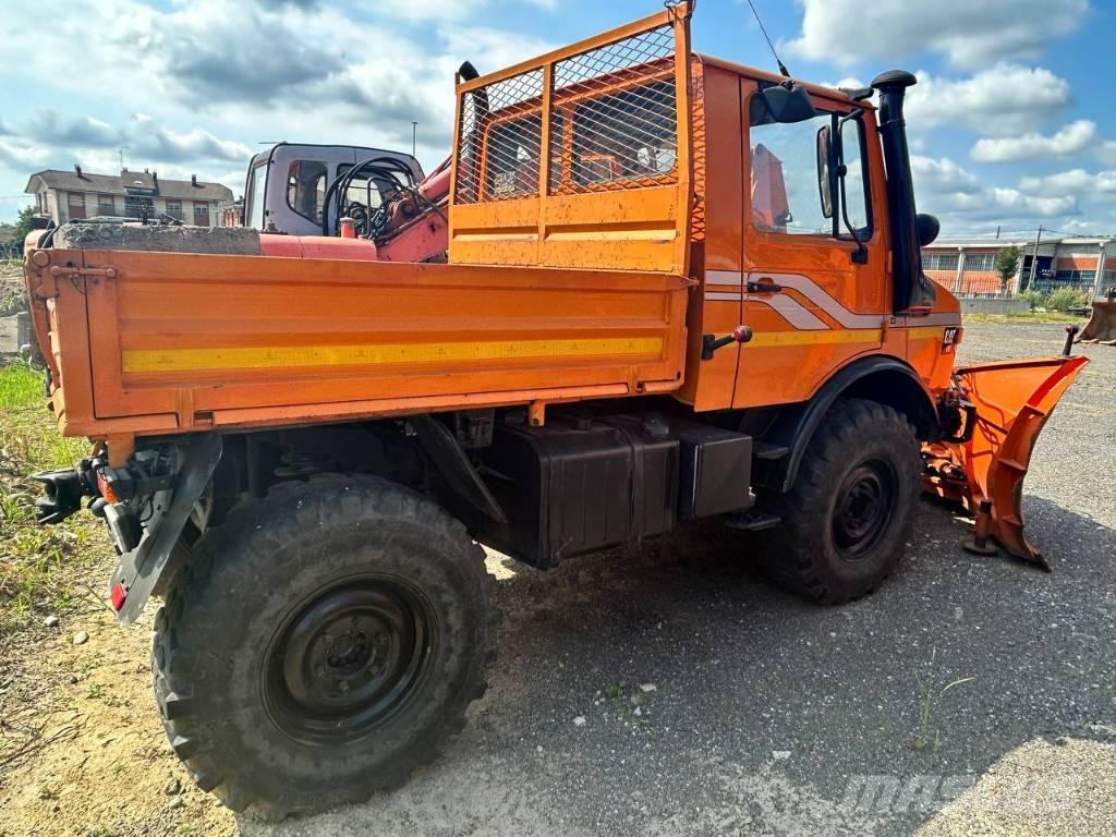 Mercedes-Benz unimog Kofferaufbau