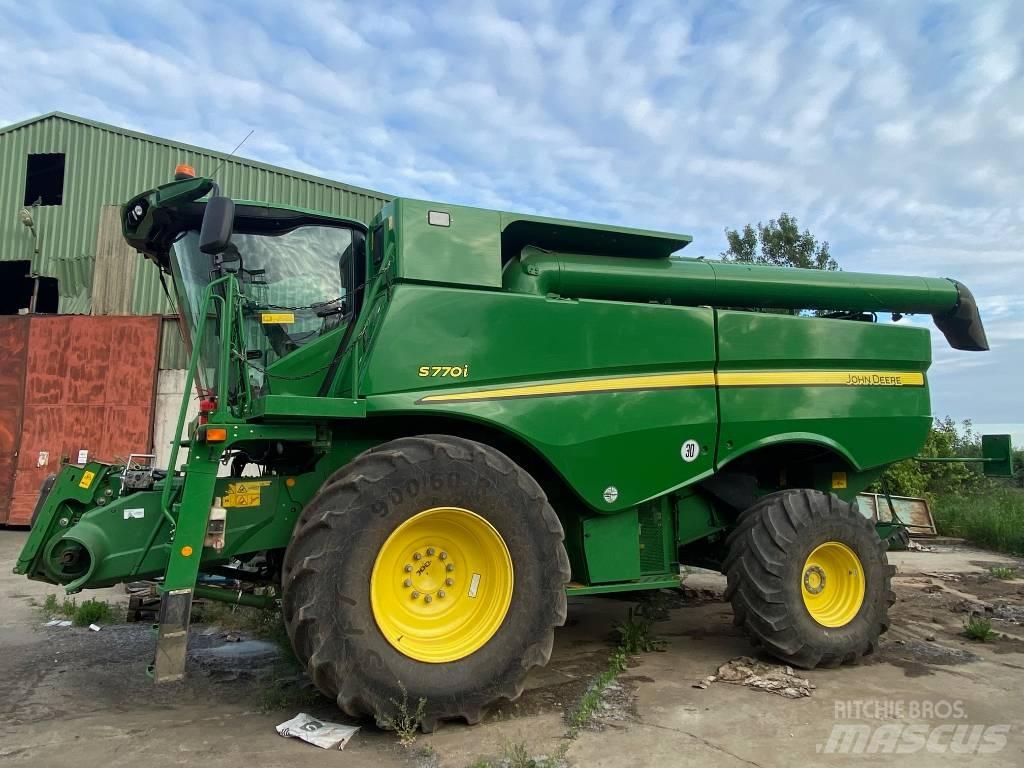 John Deere S770 Mähdrescher