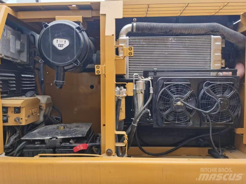 CAT 320 D Raupenbagger