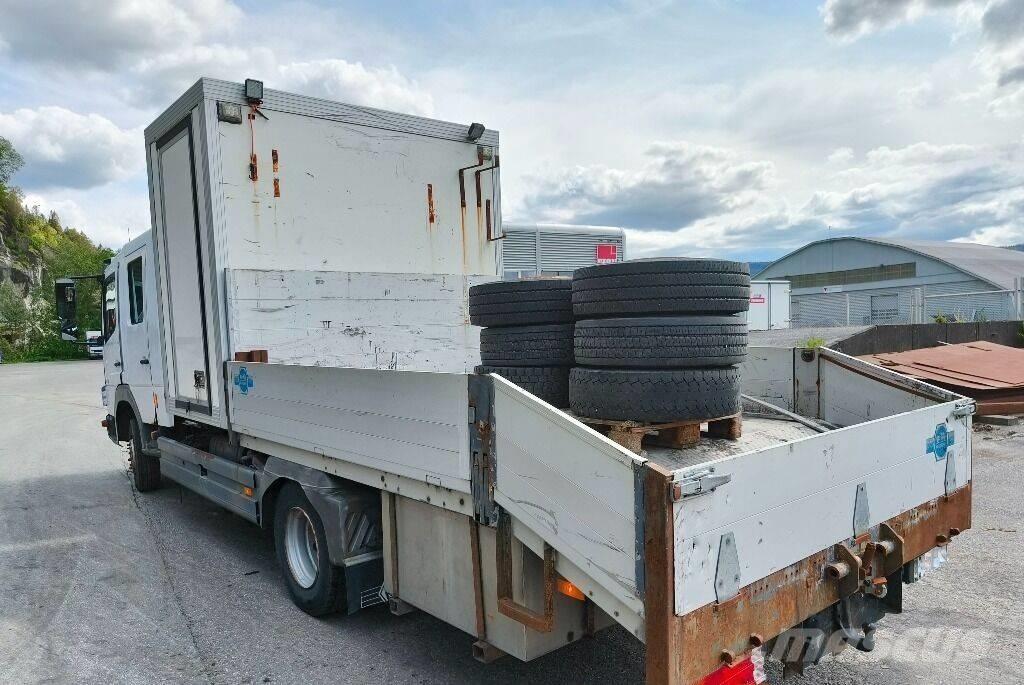 Mercedes-Benz 1018 Kofferaufbau