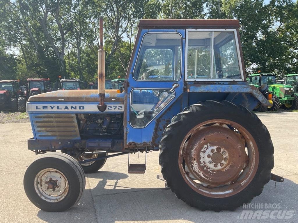Leyland 272 Traktoren