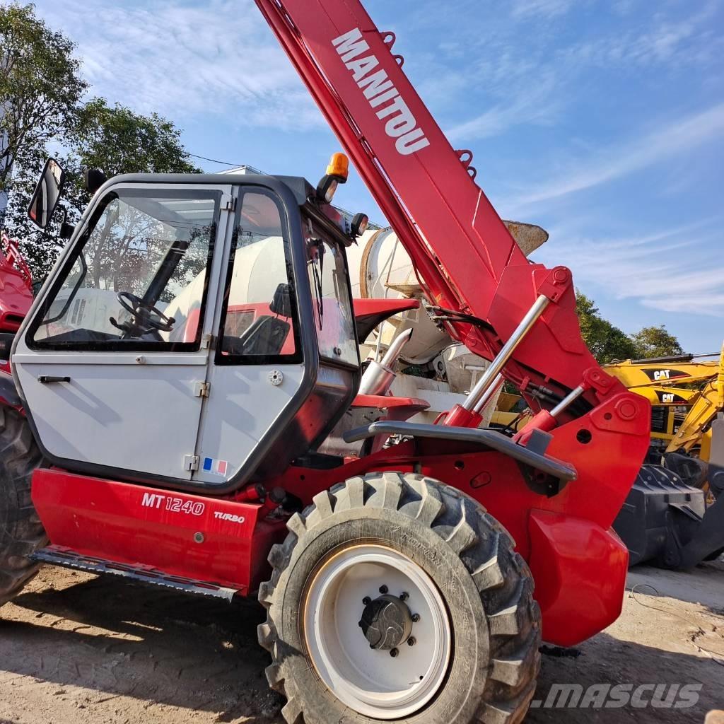 Manitou MT 1240 Teleskoplader