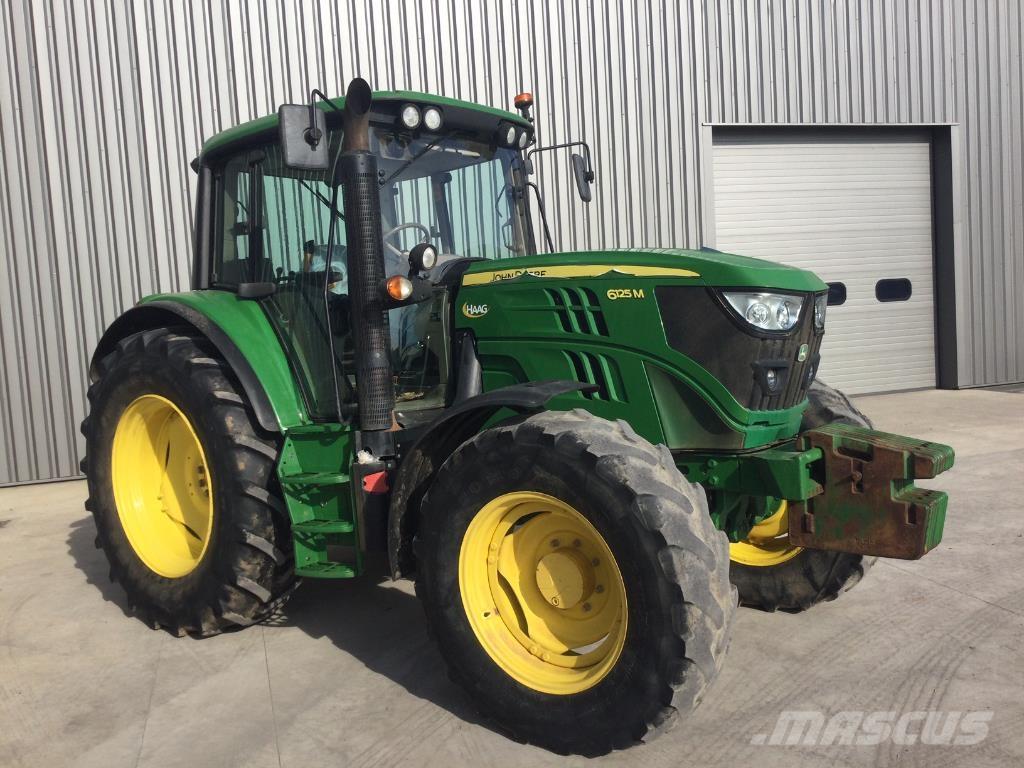 John Deere 6125M Traktoren
