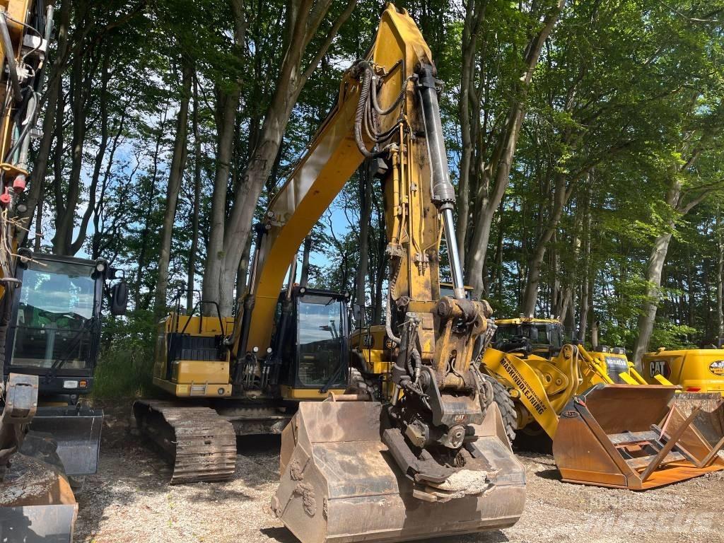 CAT 323 Raupenbagger