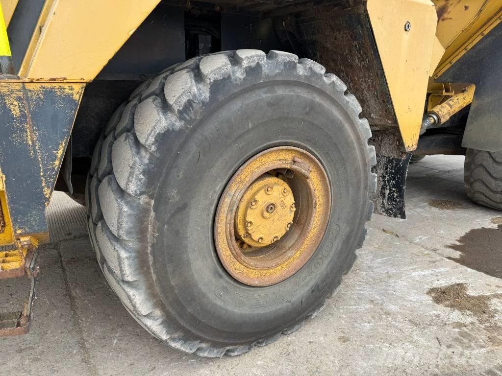 Komatsu HM 350-1 Dumper - Knickgelenk
