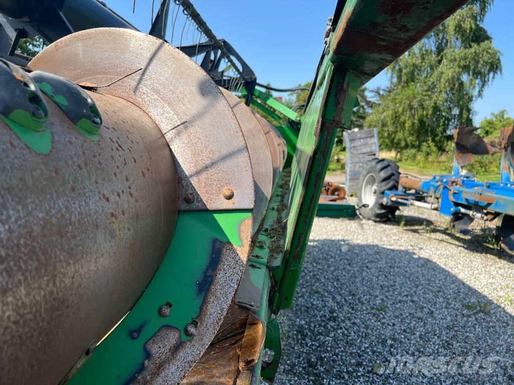 John Deere C 670 I Mähdrescher