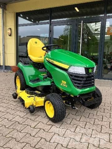 John Deere X590 Reitermäher