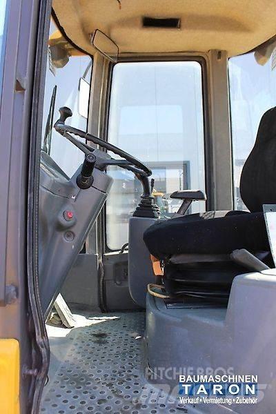 Volvo L30B Radlader