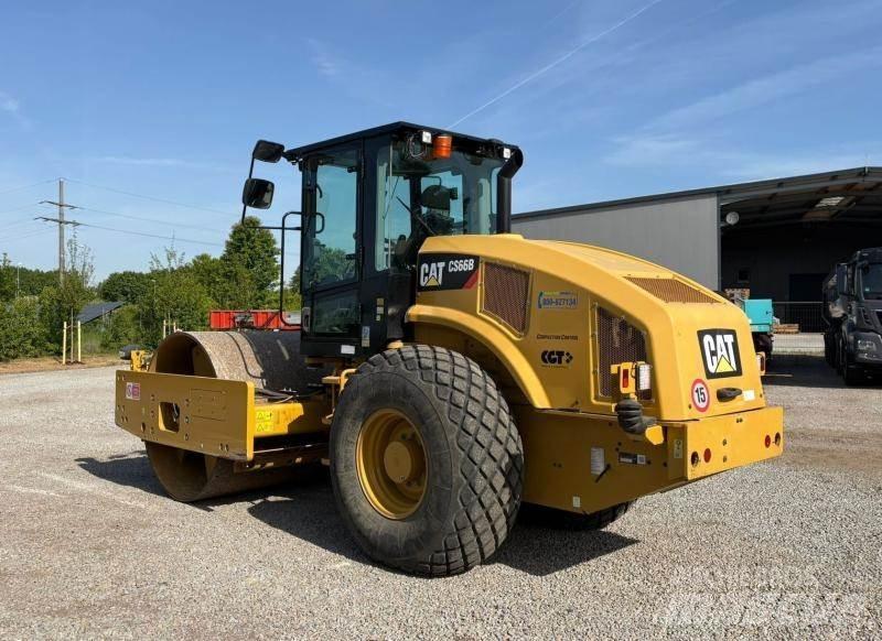CAT CS66B Erdbauwalzen