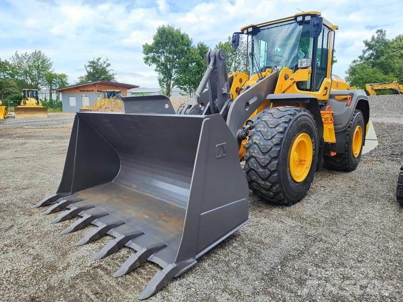 Volvo L110H Radlader