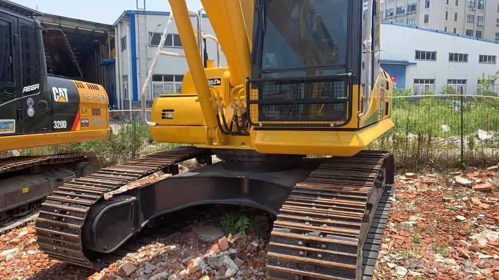 Komatsu PC210 Raupenbagger