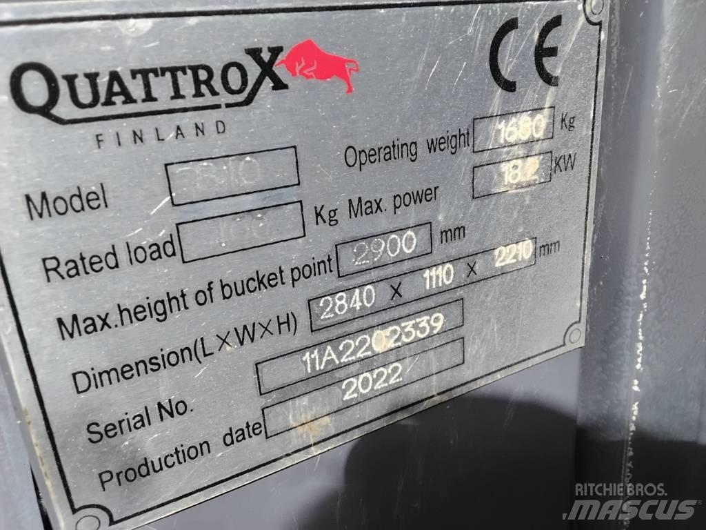 QuattroX 810 Minilader