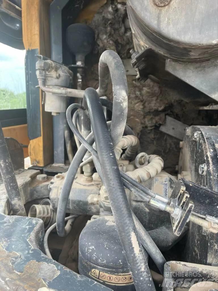 Hyundai 60 W VS Raupenbagger