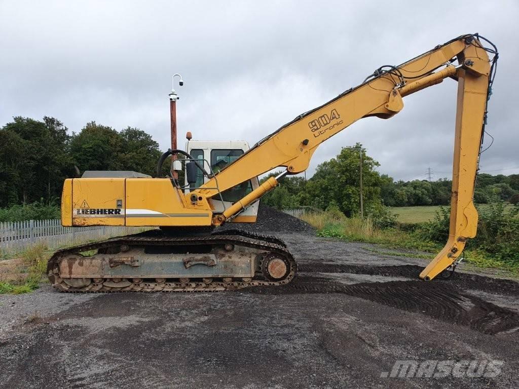 Liebherr R 904 HDSL Materialumschlag