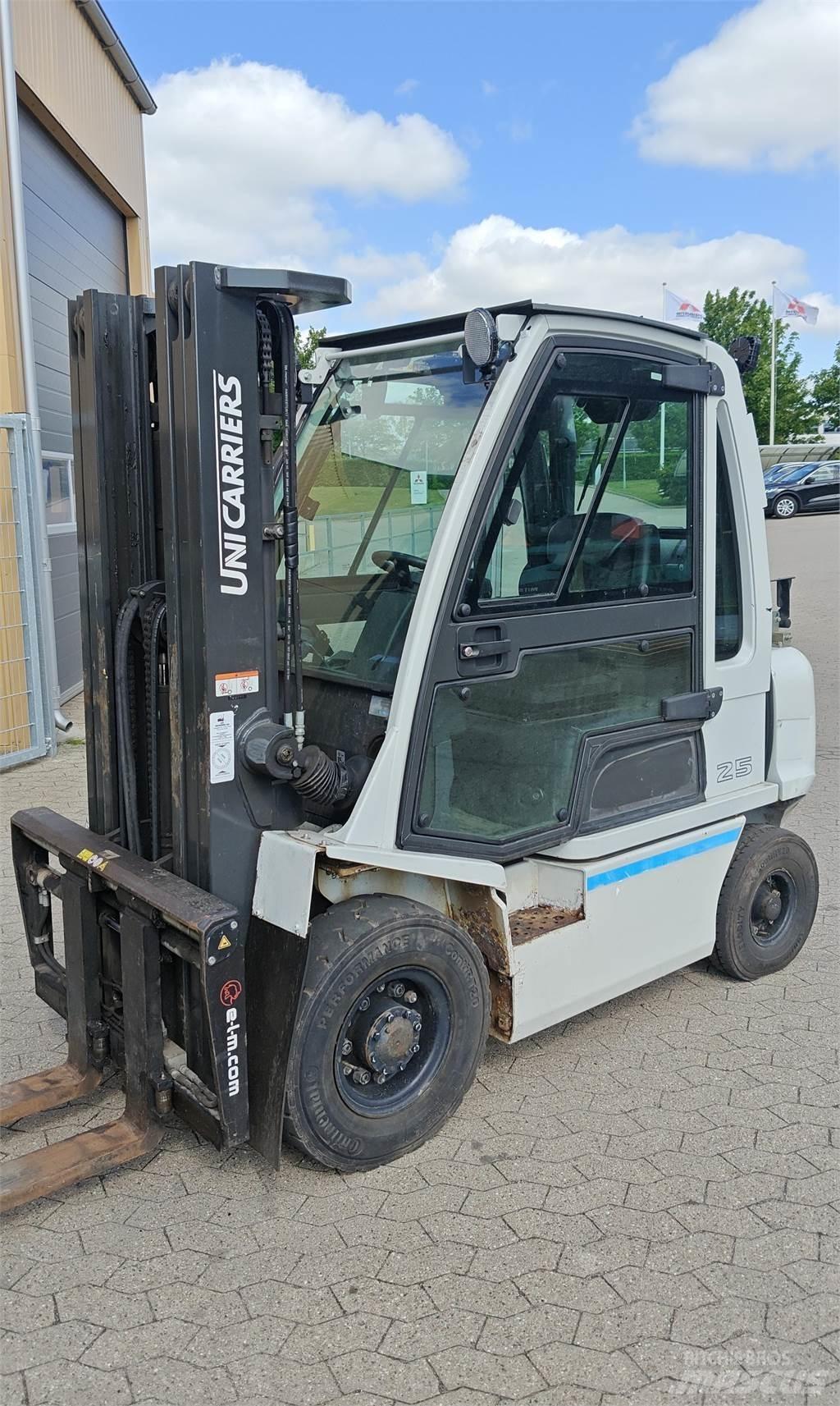 UniCarriers DX20 Gasstapler