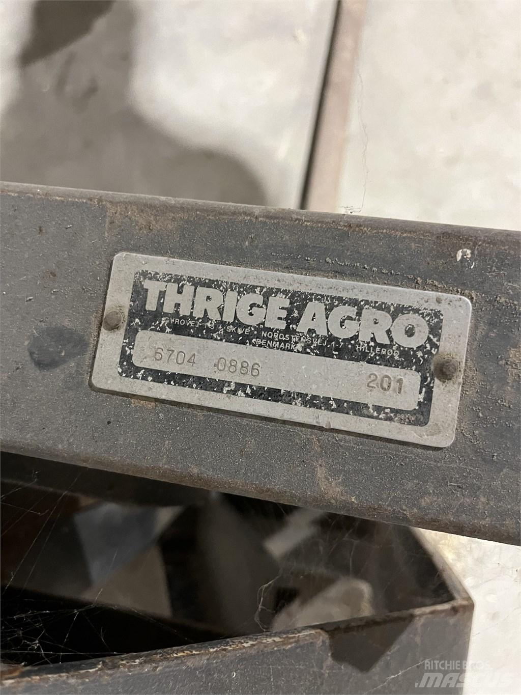 Thrige Halmspyd Frontladerzubehör