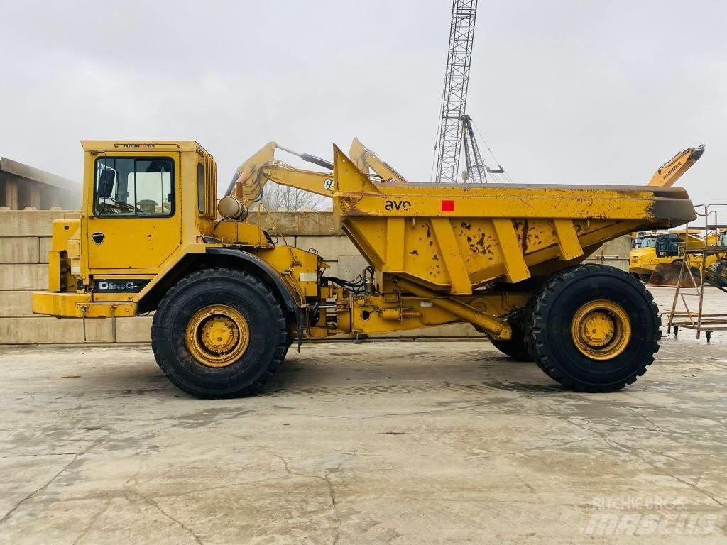 CAT D 25 C Dumper - Knickgelenk