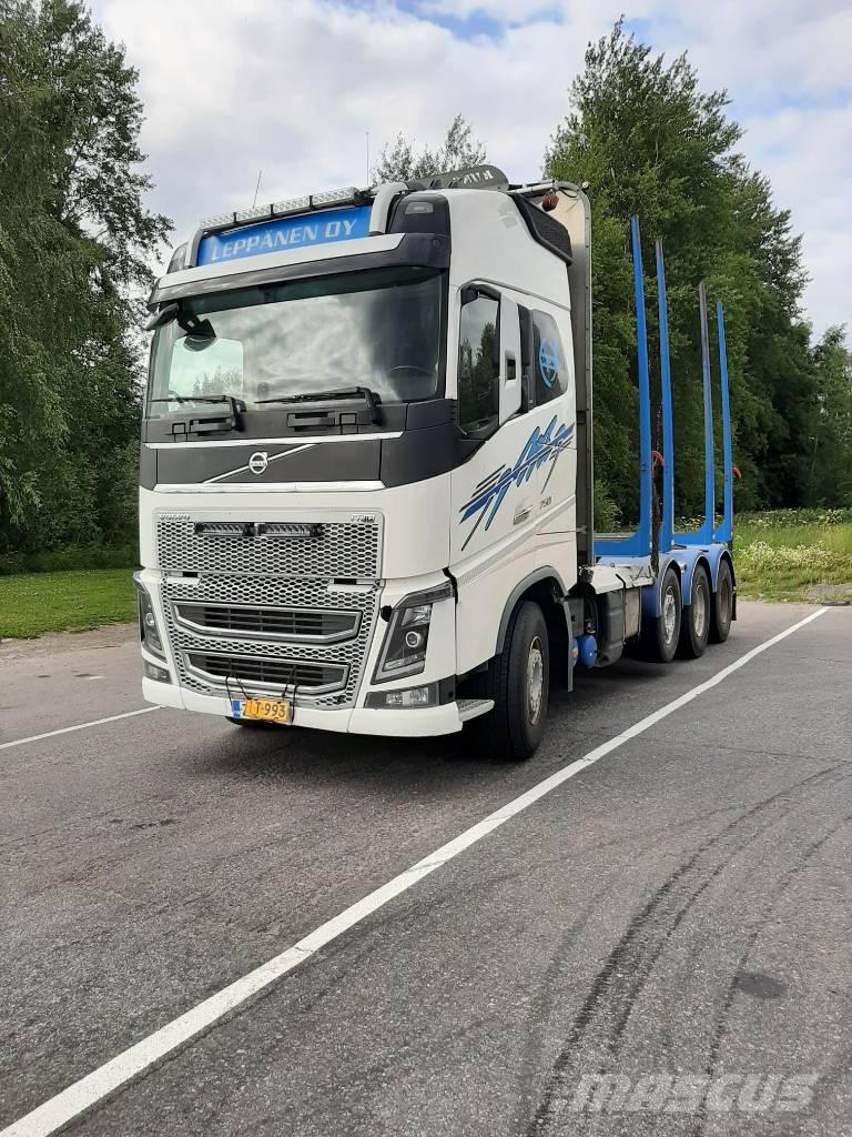 Volvo FH 16 Holztransporter