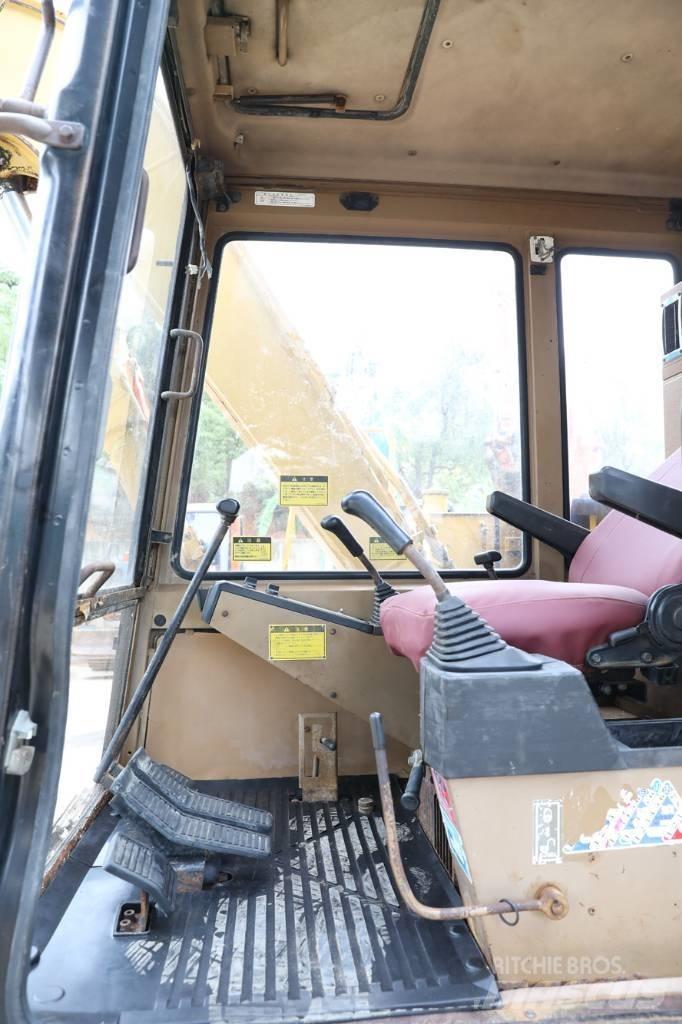 CAT E 70 B Minibagger < 7t