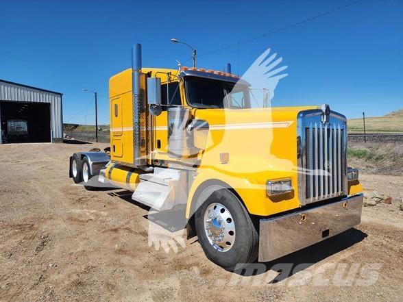 Kenworth W900 Sattelzugmaschinen