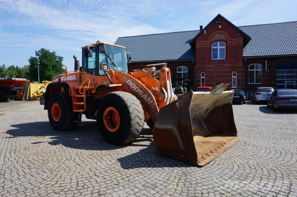 Doosan DL 400 Radlader