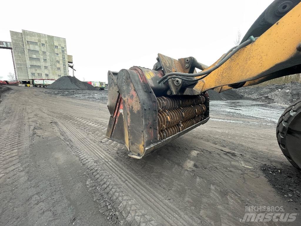 Liebherr L 580 Radlader