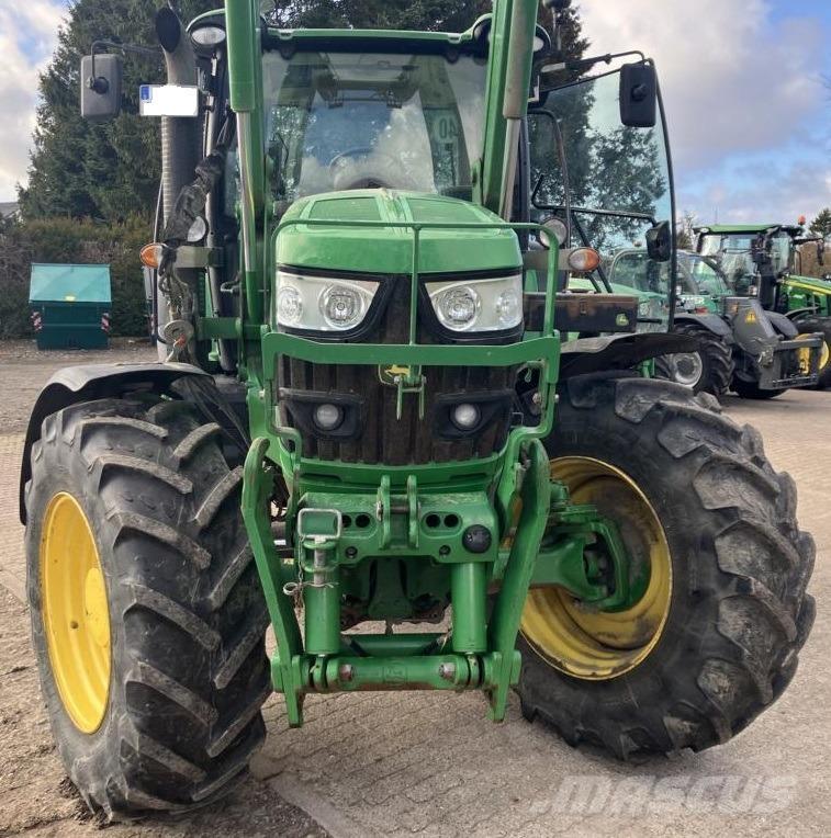 John Deere 6140R Traktoren